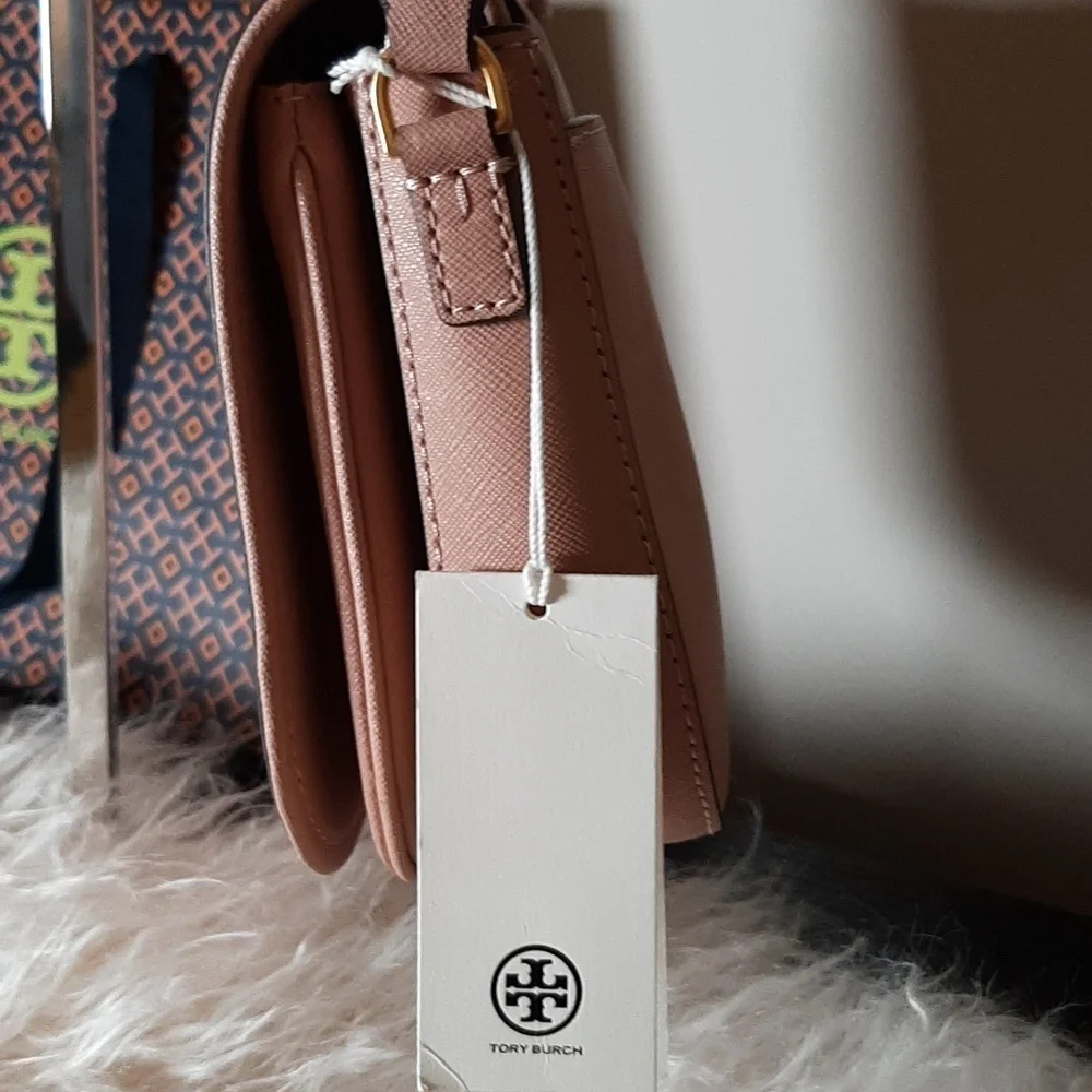 Tory Burch nwts tory